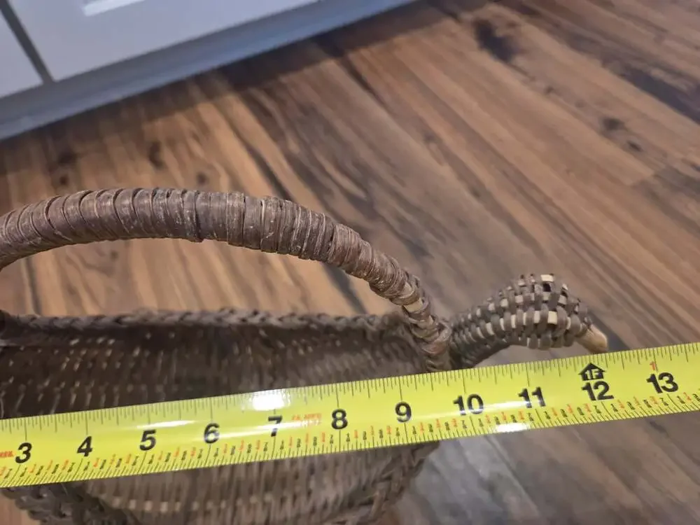 Vintage Woven Wicker Swan Bird Basket Rustic Cottagecore Farmhouse Decor